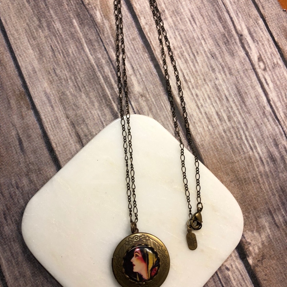 Locket, from The Weekend Store - Picture 2 of 5